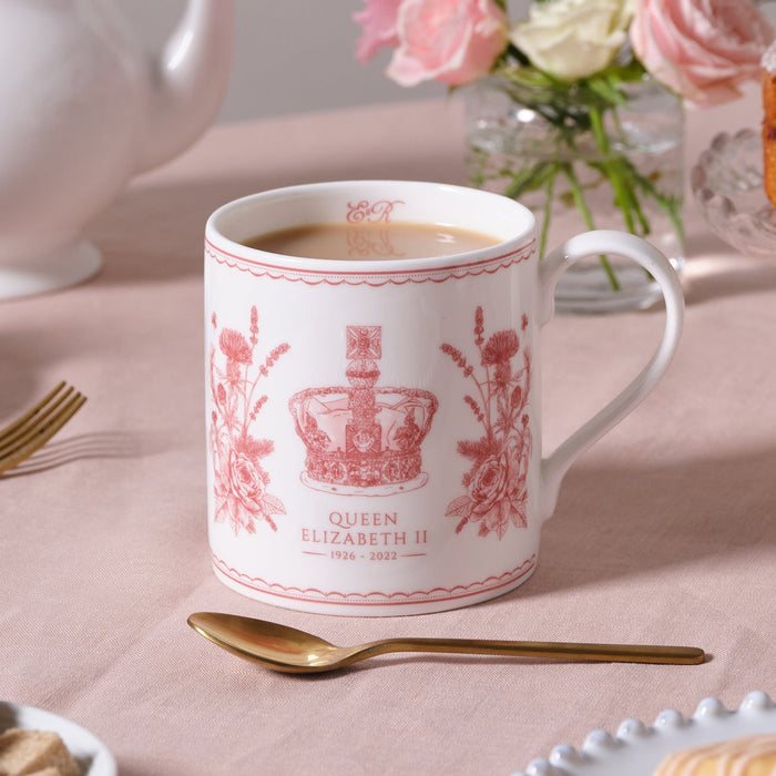 Queen Elizabeth Commemorative Mug